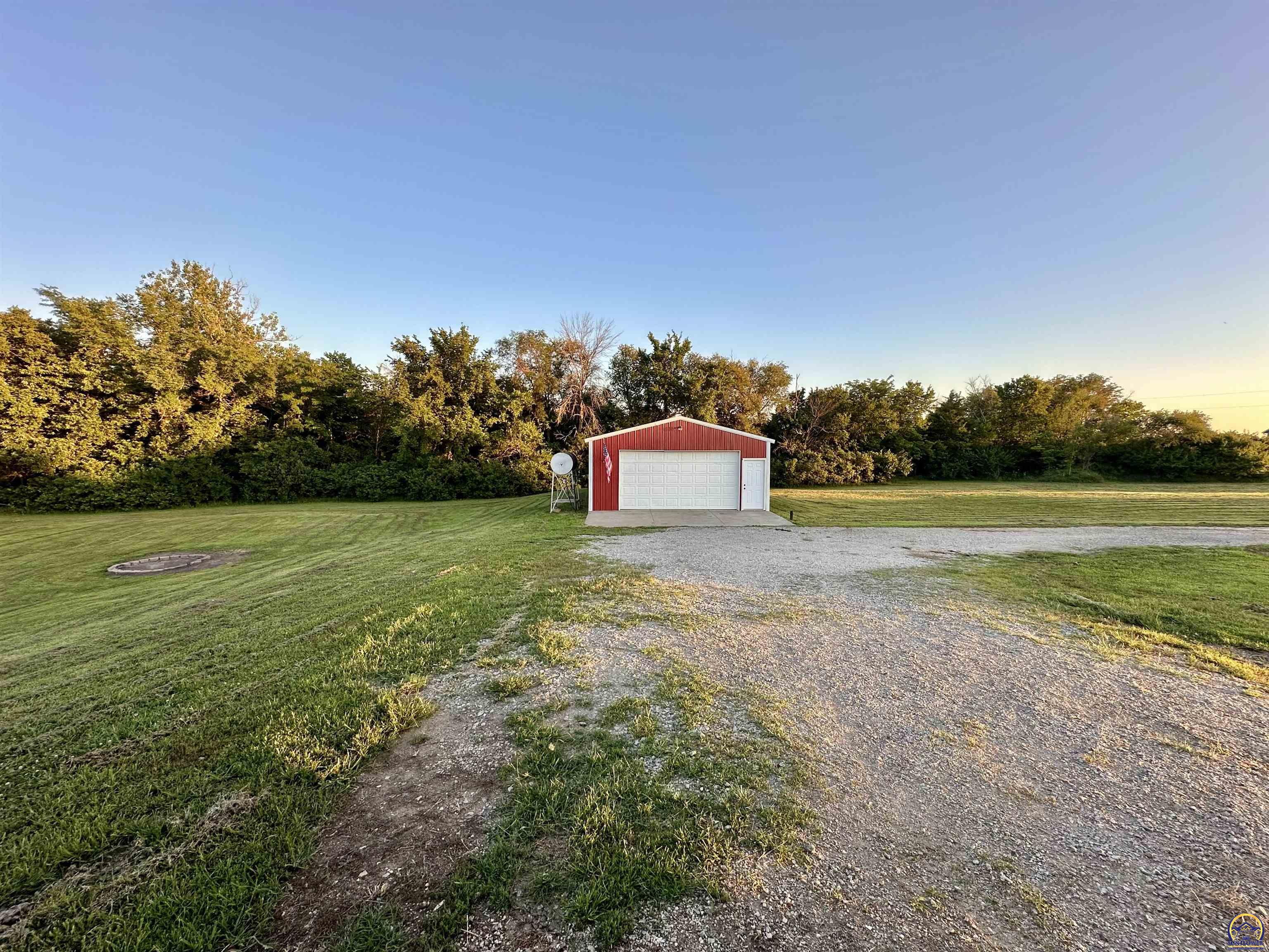 11640 P4 Road Hoyt, KS 66440 - Photo 37 of 38