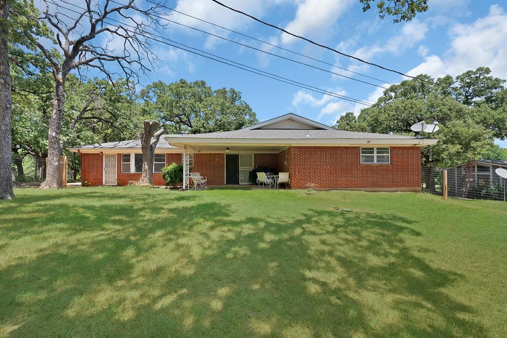 305 West Bethesda Road Burleson, TX 76028 - Photo 1 of 26
