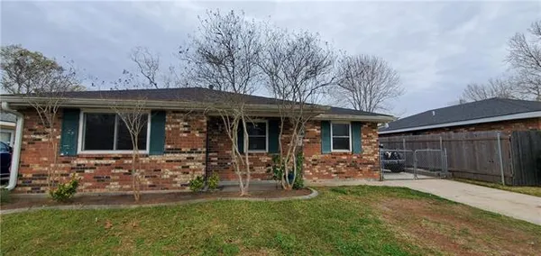 $1,975 | 428 Dandelion Drive, Waggaman, LA 70094