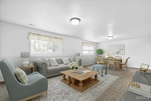 $279,000 | 239 Crystal Ridge Drive, O'Fallon, MO 63366