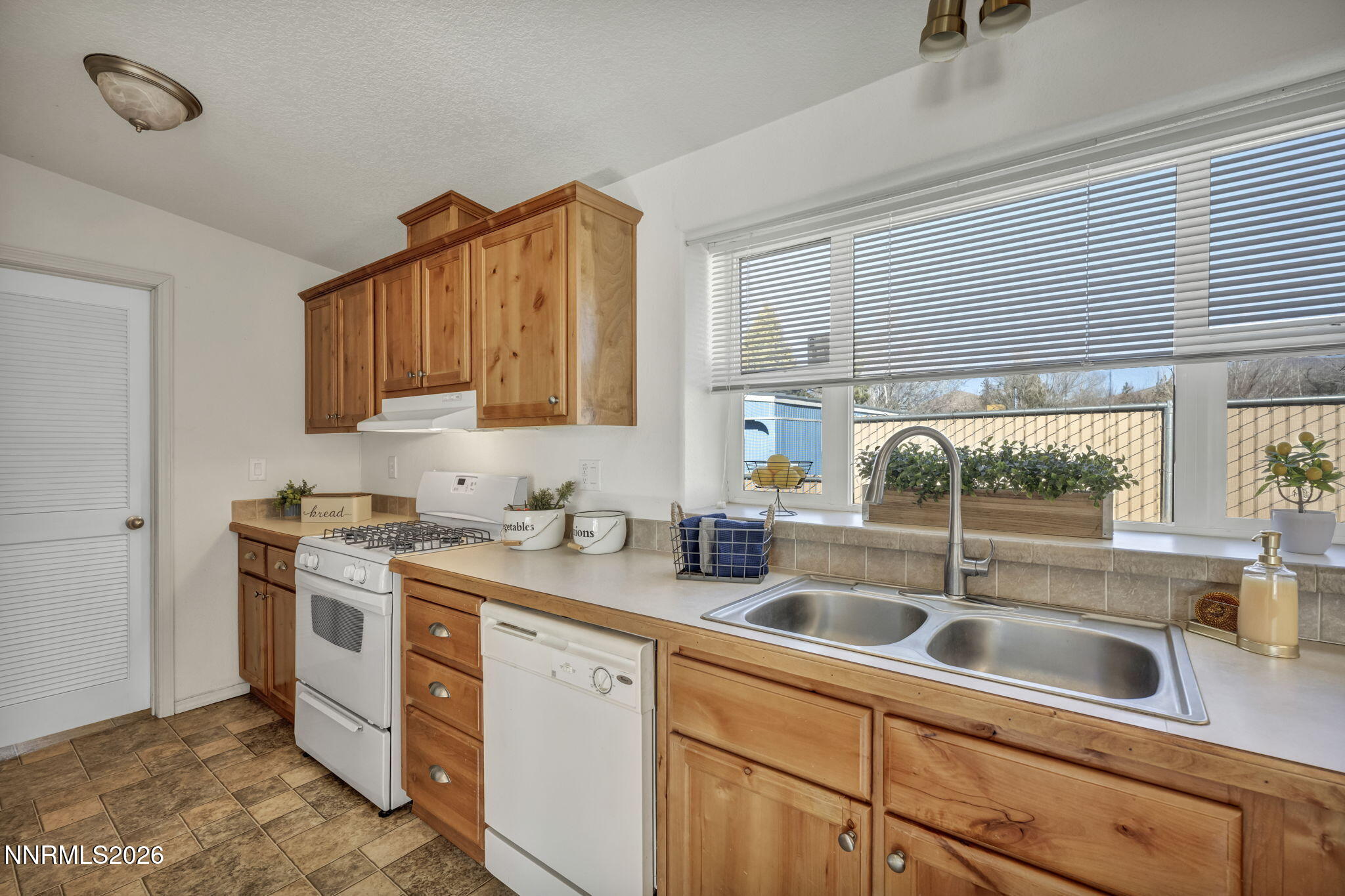 2741 Bunch Way Carson City, NV 89706 - Photo 44 of 73 43-web-or-mls-2741-bunch-way