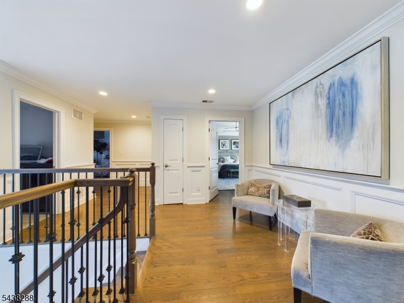 301 Garrett Road Mountainside, NJ 07092 - Photo 16 of 42