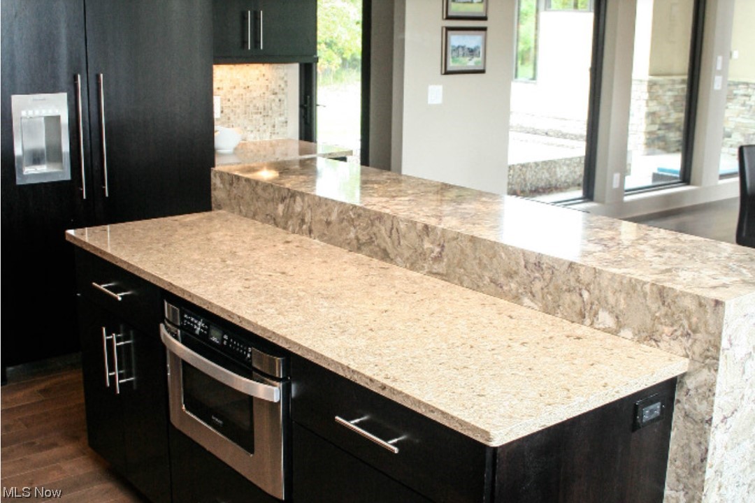 2300 Rivers Edge Drive Willoughby, OH 44094 - Photo 7 of 29 Kitchen Island with built in Microwave & slow close cabinets