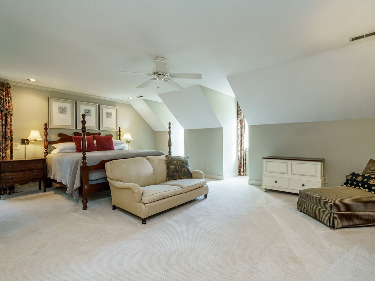 2322 Hales Road Raleigh, NC 27608 - Photo 12 of 30 Photo 12