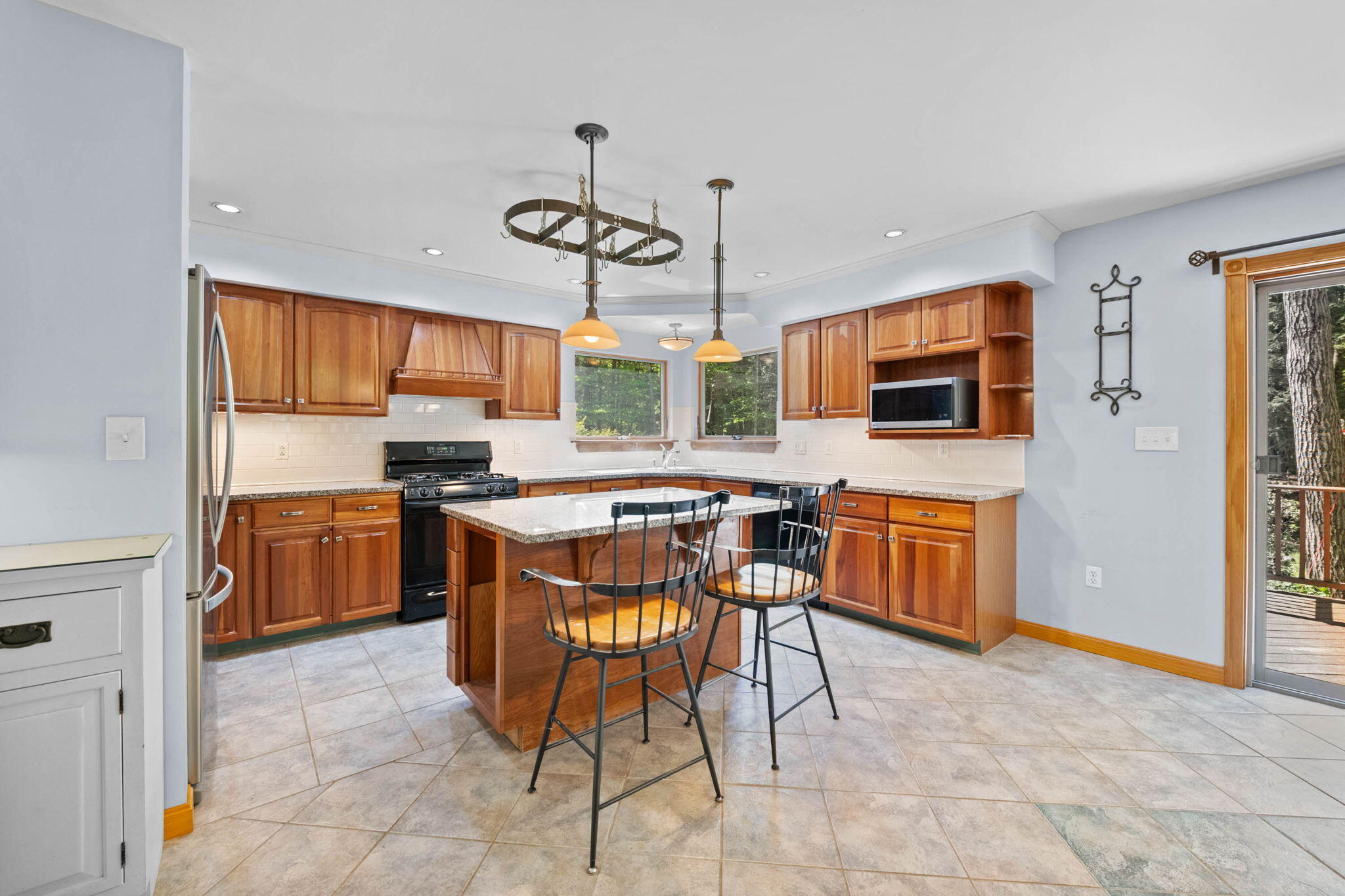 12 Granite Ridge Road Windham, ME 04062 - Photo 9 of 51 11-web-or-mls-pic-11