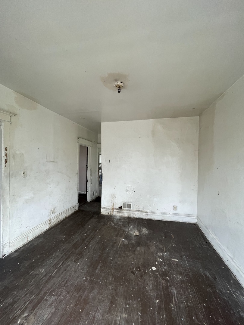 4451 South Wells Street Chicago, IL 60609 - Photo 6 of 18