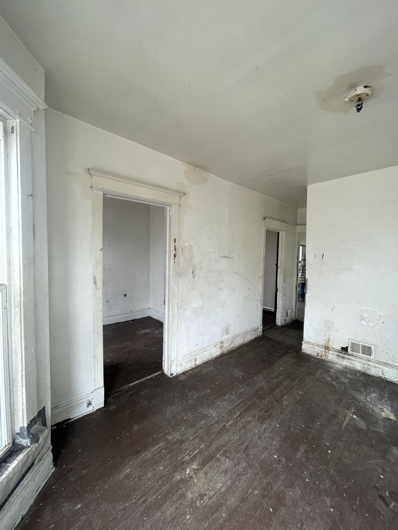 4451 South Wells Street Chicago, IL 60609 - Photo 7 of 18