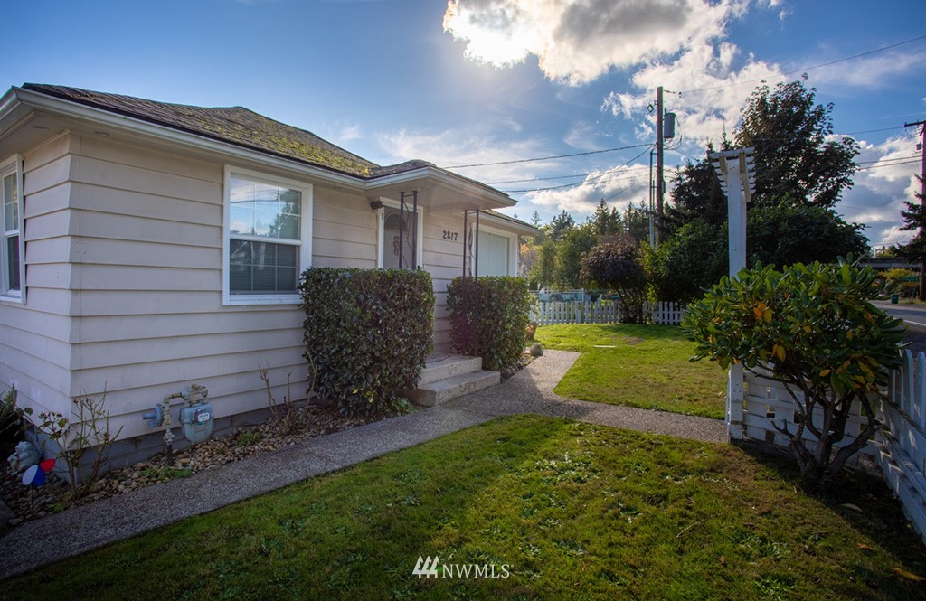 2817 Erlands Point Road Northwest Bremerton, WA 98312 - Photo 18 of 18 Gallery Image 18