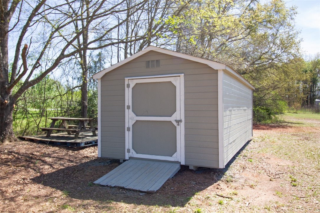 521 Cheddar Road Belton, SC 29627 - Photo 42 of 44