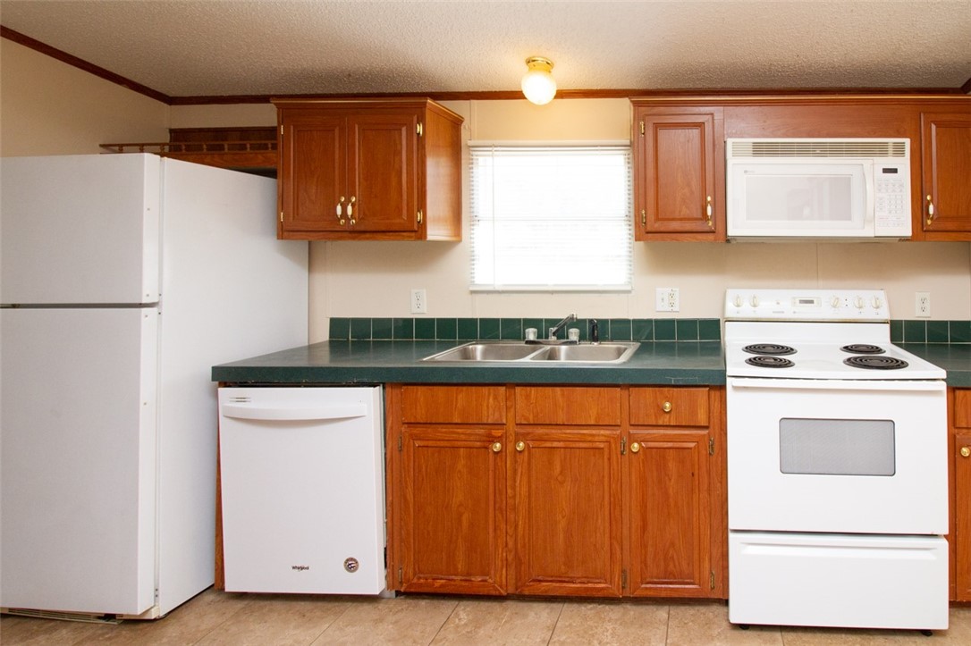 521 Cheddar Road Belton, SC 29627 - Photo 8 of 44