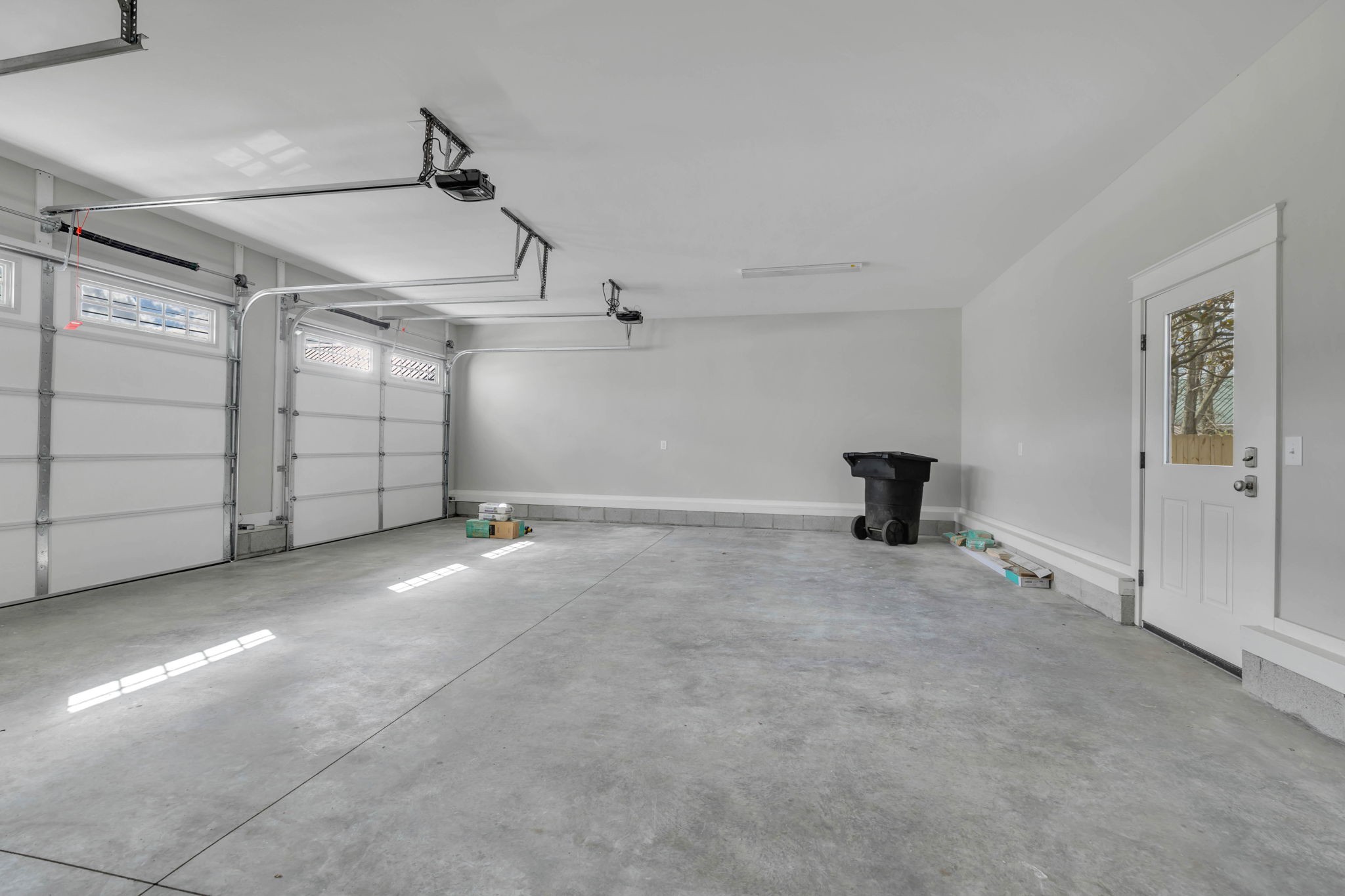 142 Strahl Street Franklin, TN 37064 - Photo 46 of 51 a view of a garage