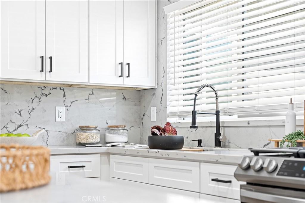 12748 Paramount Boulevard Downey, CA 90242 - Photo 16 of 72