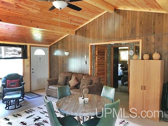 W10093 Becker Road Wausaukee, WI 54177 - Photo 6 of 29 Gallery Image 6