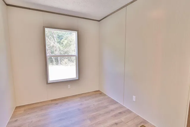 $269,500 | 211 Rodenberry Road, Cross, SC 29436