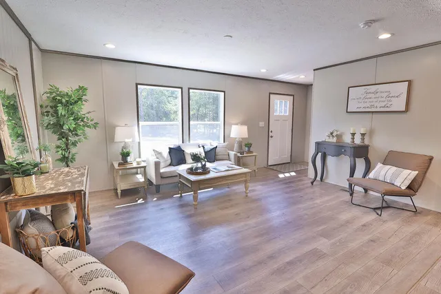 $269,500 | 211 Rodenberry Road, Cross, SC 29436