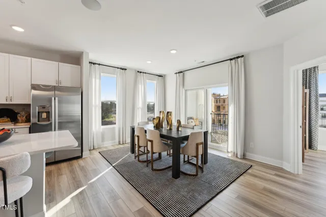 $500,000 | 1224 South Person Street, Unit 201, Raleigh, NC 27601