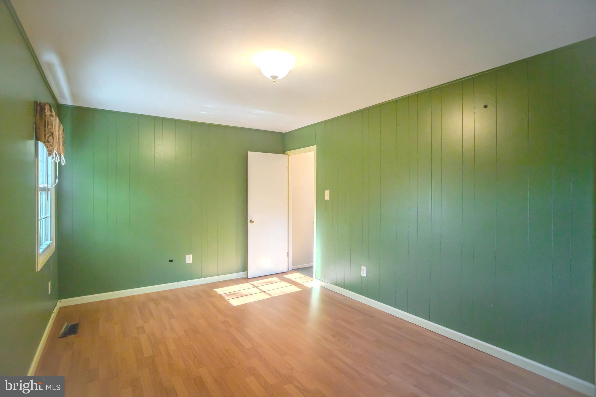 8815 Gramercy Lane Laurel, MD 20708 - Photo 17 of 42 a view of room with window