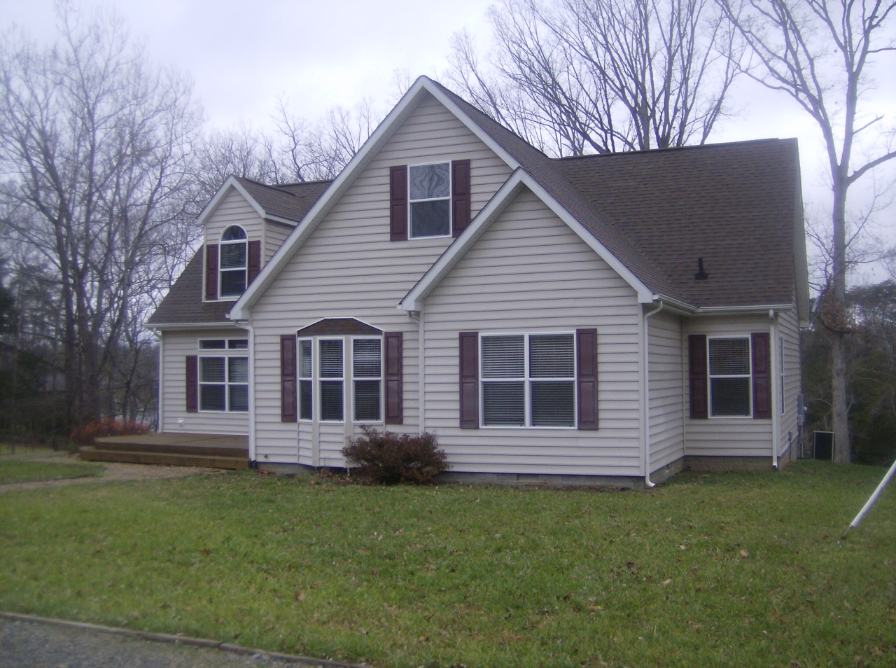 1623 Cutlass Road Moneta, VA 24121 - Photo 2 of 2 Front Exterior 2