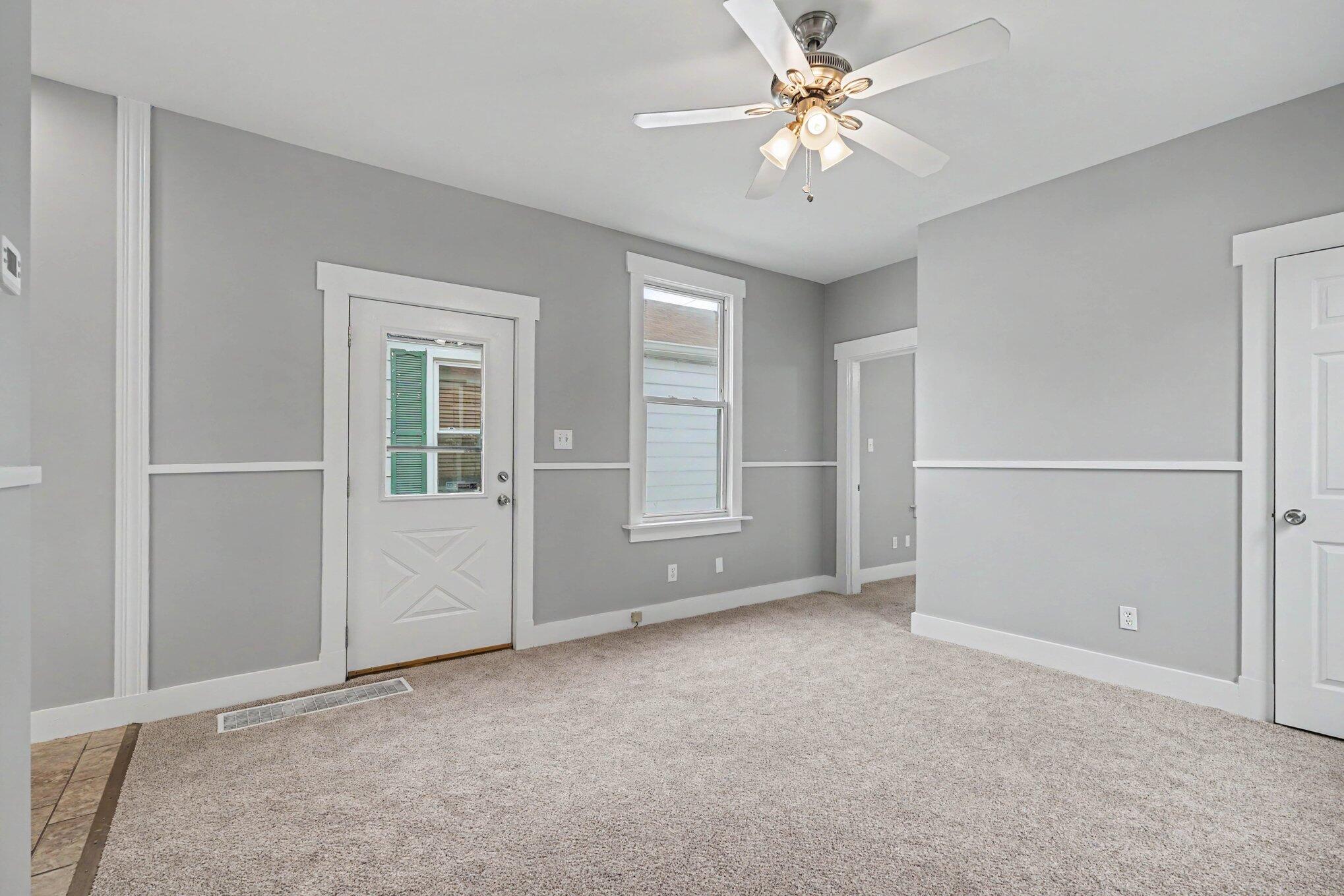 405 Main Street Bromley, KY 41016 - Photo 6 of 18 006_file_6470