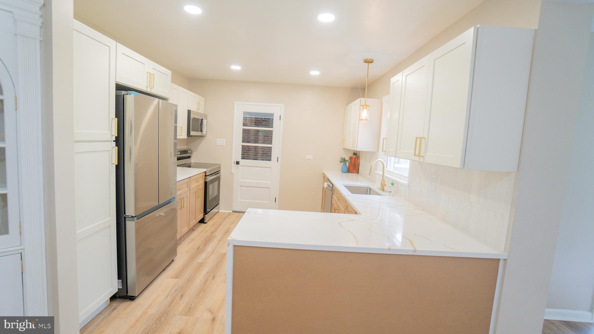 926 Valley Road Enola, PA 17025 - Photo 16 of 49 Gallery Image 16