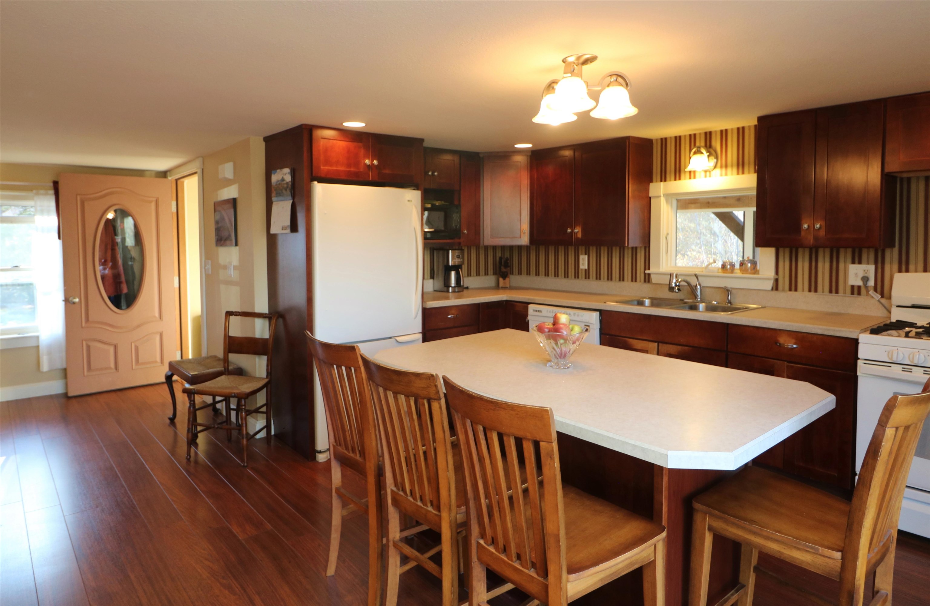 127 Village Road Shelburne, NH 03581 - Photo 6 of 30 Gallery Image 6
