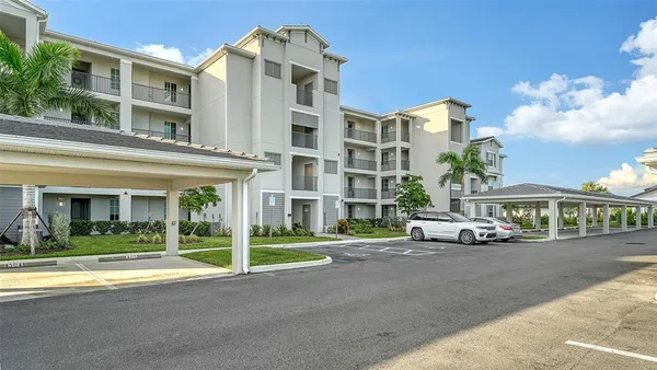 $6,000 | 12140 Wellen Golf Street, Unit 306, Venice, FL 34293