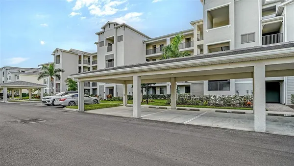 $6,000 | 12140 Wellen Golf Street, Unit 306, Venice, FL 34293