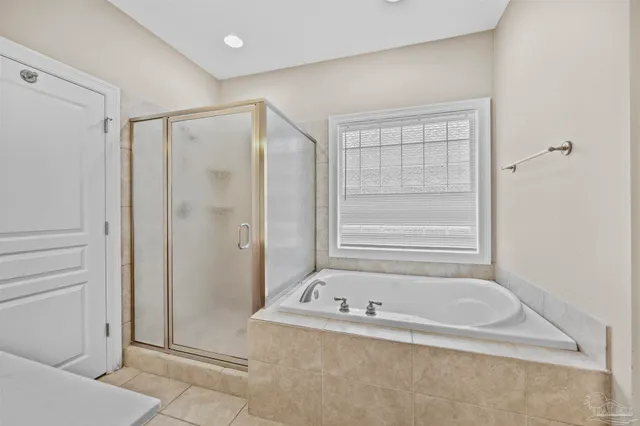 $542,000 | 6034 East Cambridge Way, Pace, FL 32571