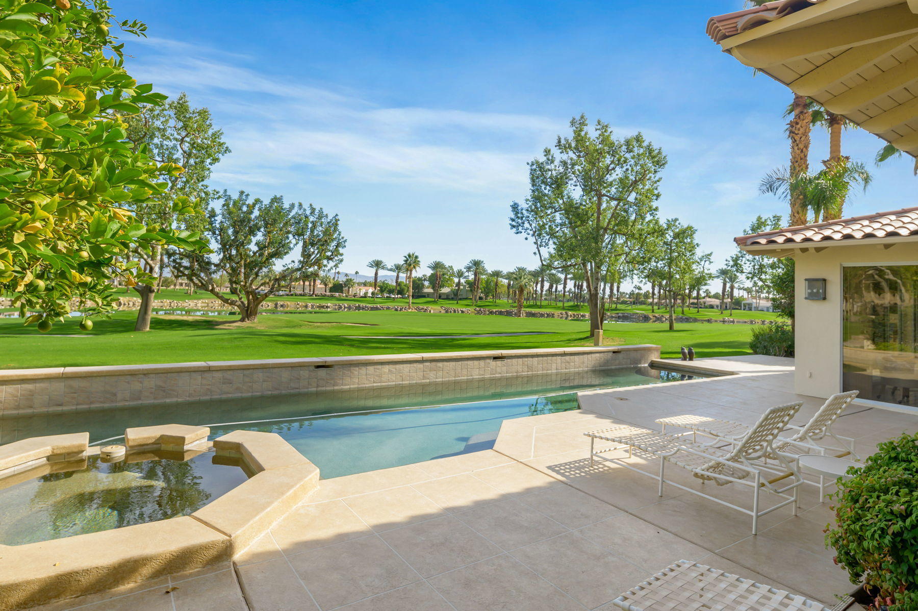 54550 Riviera La Quinta, CA 92253 - Photo 22 of 40 54550+Riviera+La+Quinta-39-mls