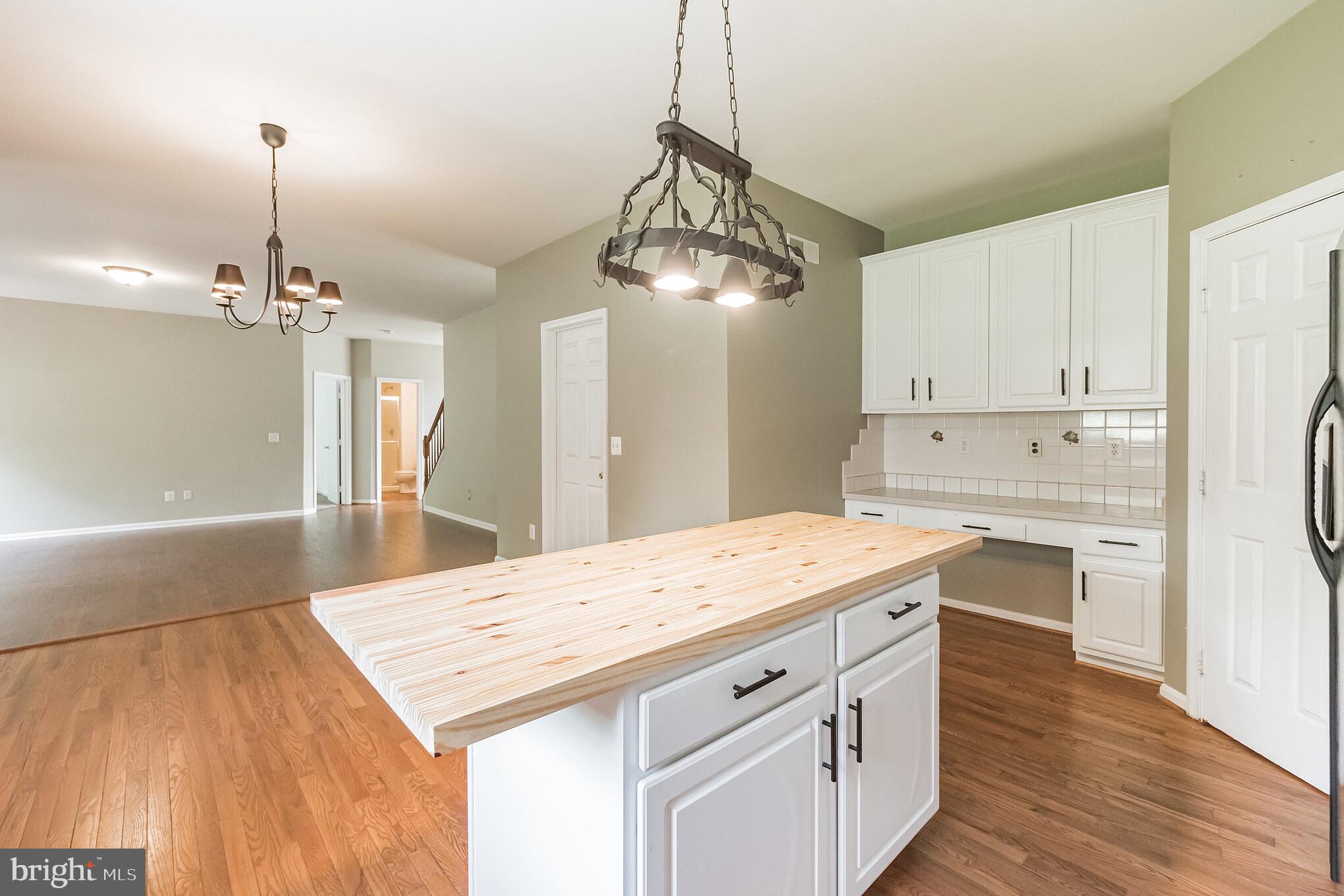 43137 Binkley Circle Leesburg, VA 20176 - Photo 12 of 30