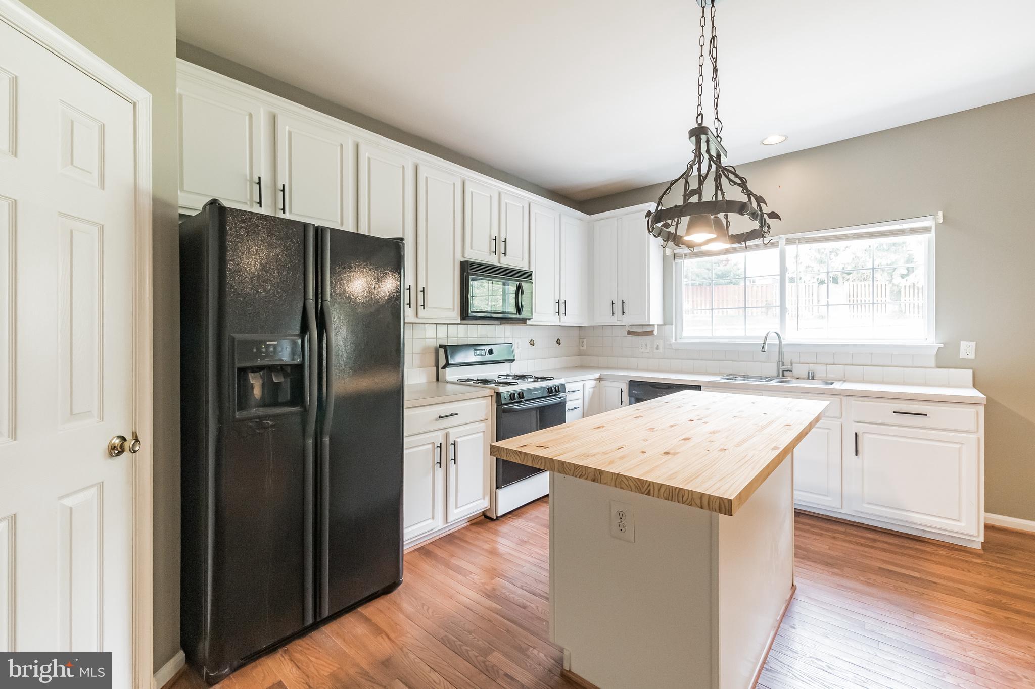 43137 Binkley Circle Leesburg, VA 20176 - Photo 13 of 30