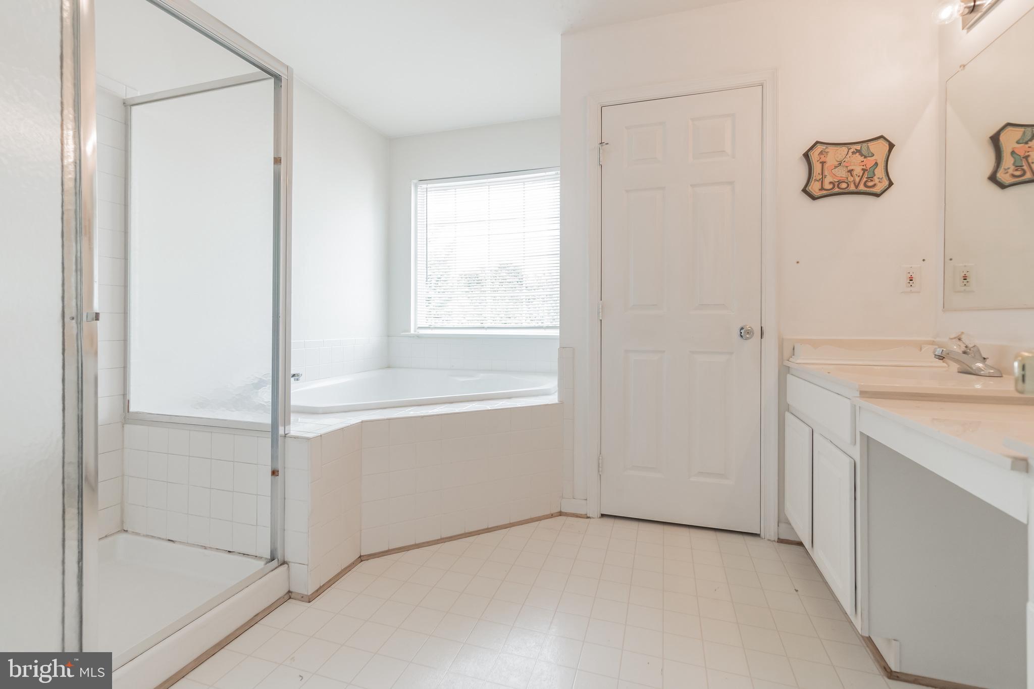 43137 Binkley Circle Leesburg, VA 20176 - Photo 22 of 30