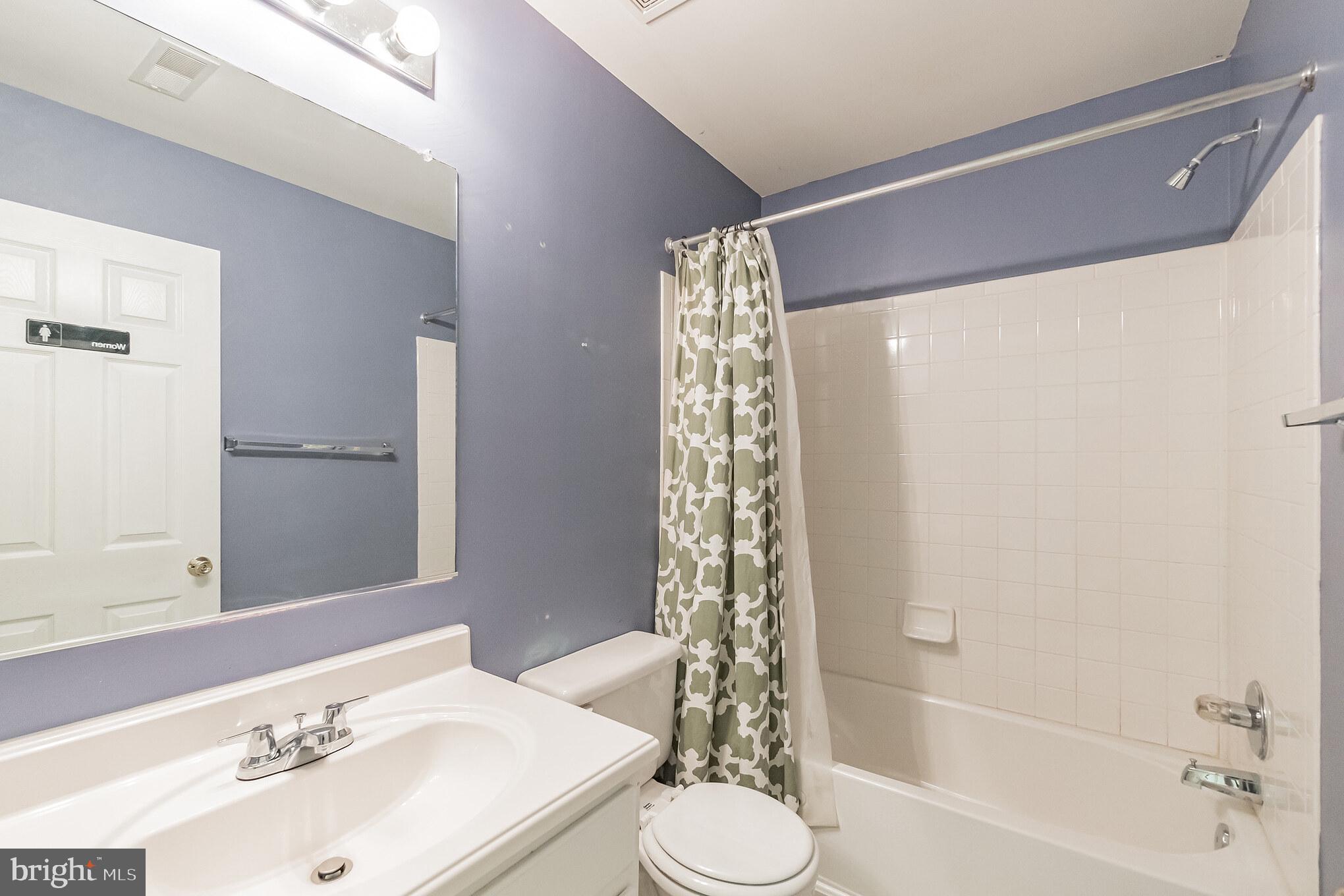 43137 Binkley Circle Leesburg, VA 20176 - Photo 27 of 30