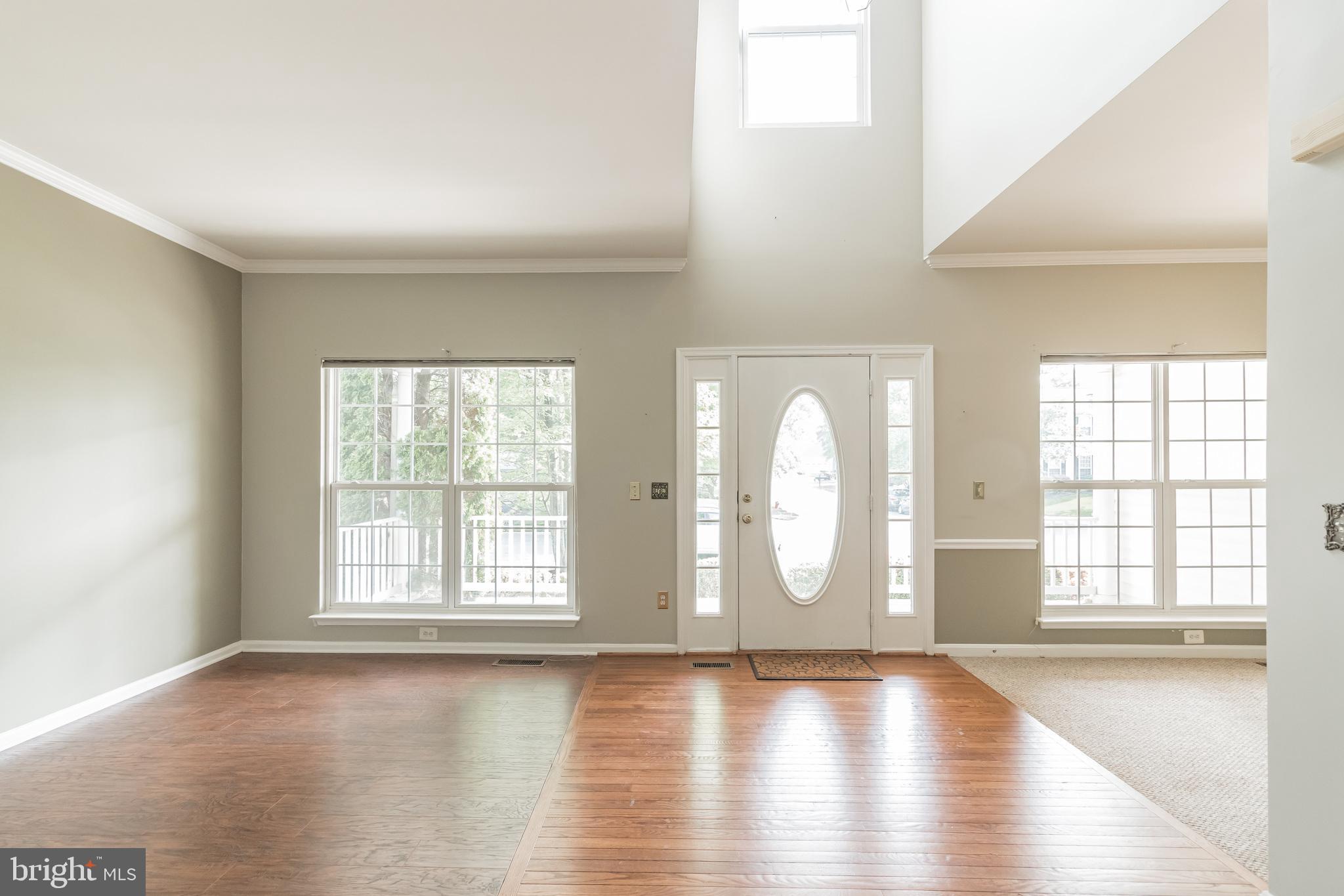 43137 Binkley Circle Leesburg, VA 20176 - Photo 5 of 30