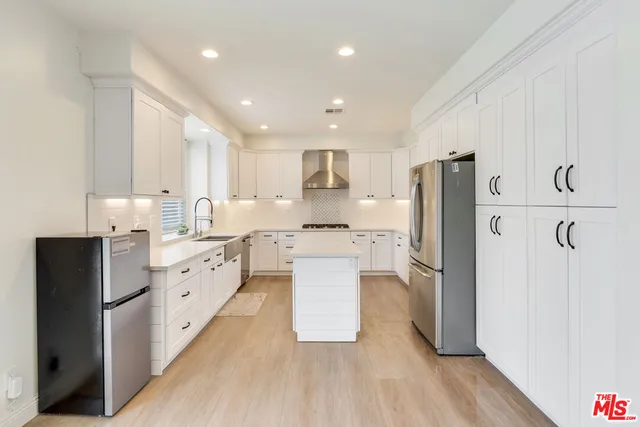 $6,000 | 17426 Half Moon Court, Riverside, CA 92503