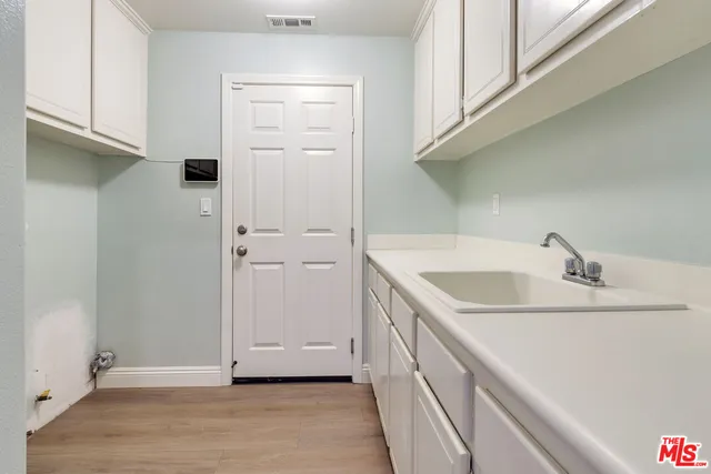 $6,000 | 17426 Half Moon Court, Riverside, CA 92503