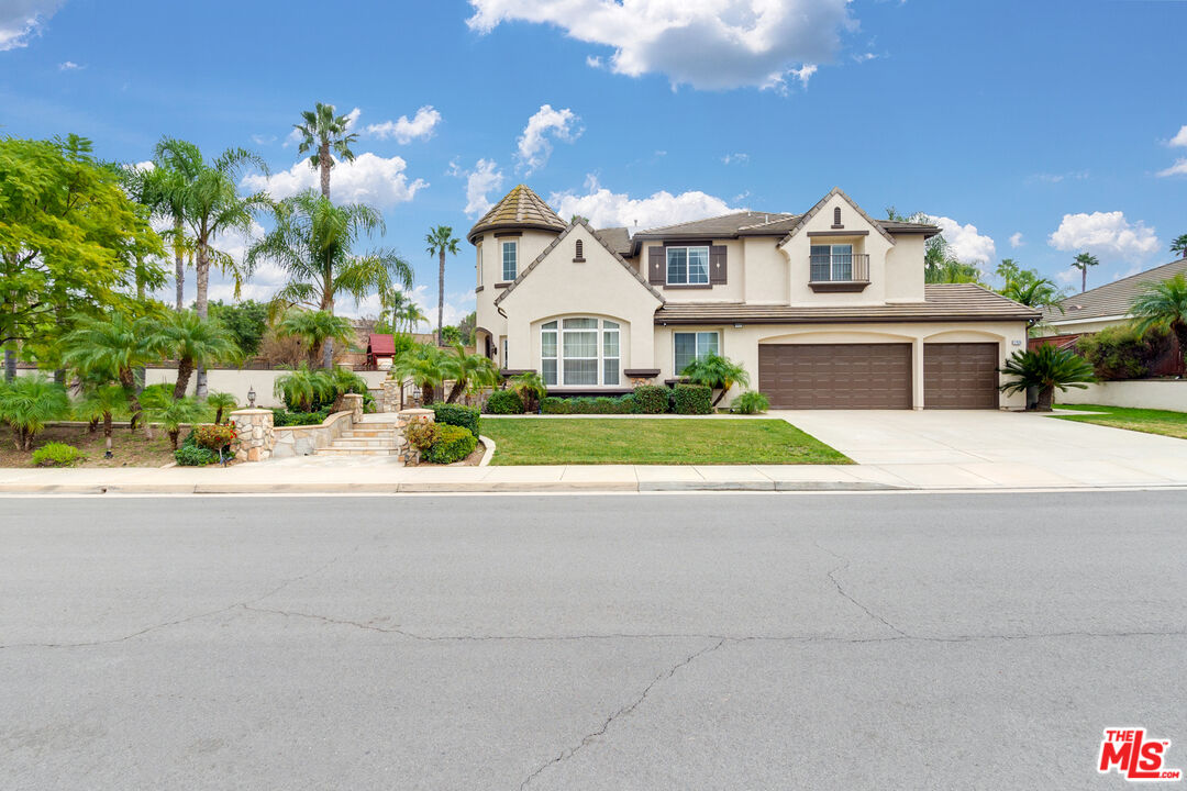 17426 Half Moon Court Riverside, CA 92503 - Photo 2 of 37