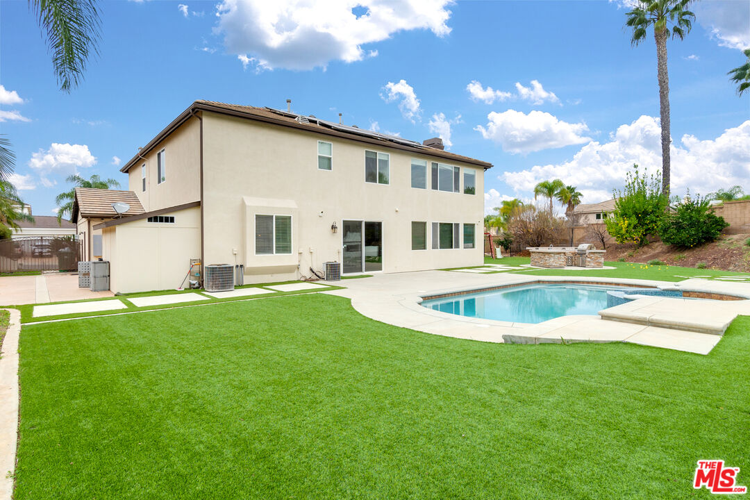 17426 Half Moon Court Riverside, CA 92503 - Photo 34 of 37