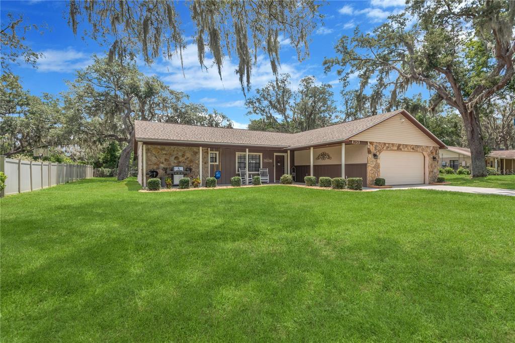8513 Dee Circle Riverview, FL 33569 - Photo 2 of 35