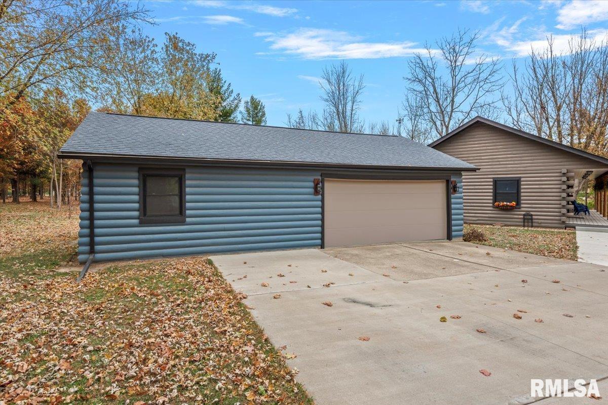 535 Jostes Road Springfield, IL 62712 - Photo 4 of 58