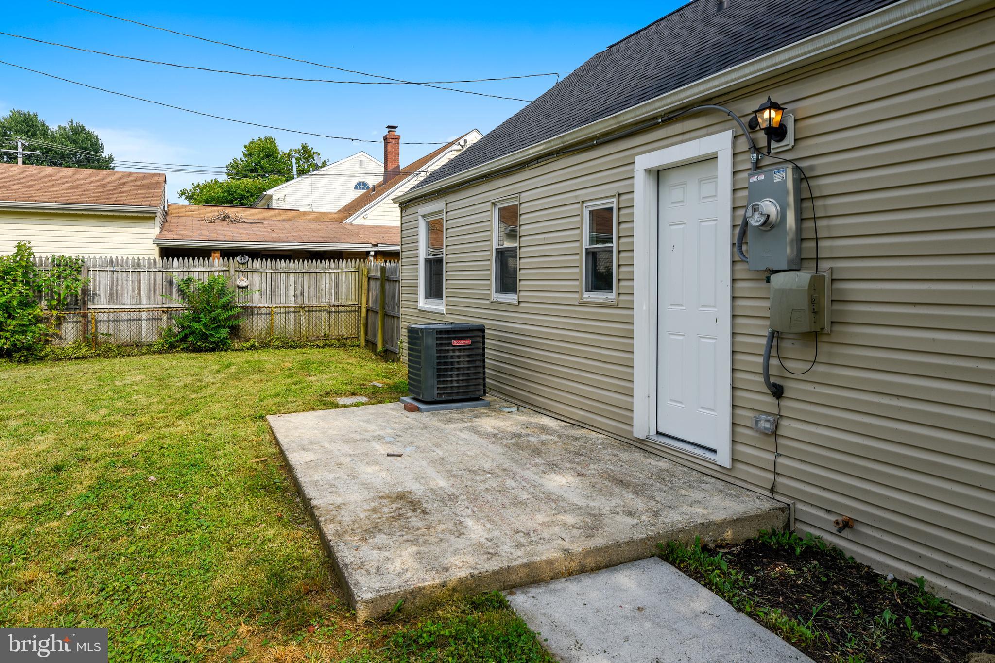 8130 Cornwall Road Baltimore, MD 21222 - Photo 8 of 34