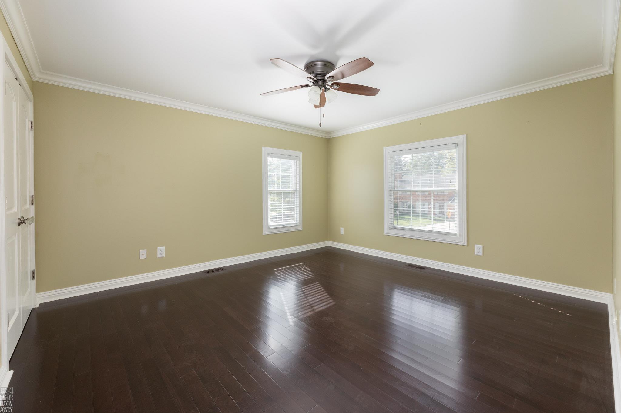 592 Thorntree Road Grosse Pointe, MI 48236 - Photo 29 of 53 50124730-28.JPG