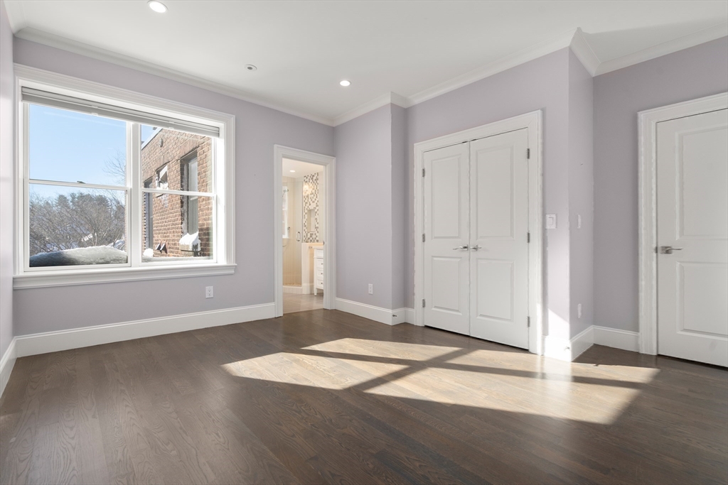 1517 Beacon Street, Unit 4 Brookline, MA 02446 - Photo 20 of 28