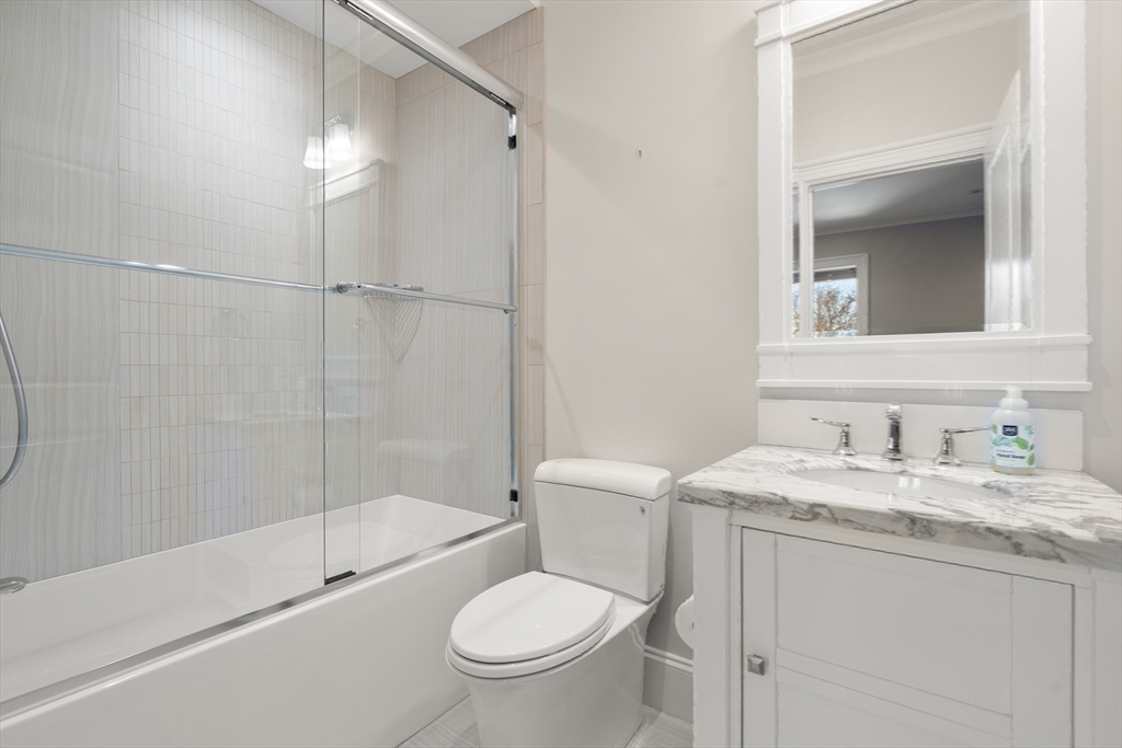 1517 Beacon Street, Unit 4 Brookline, MA 02446 - Photo 21 of 28