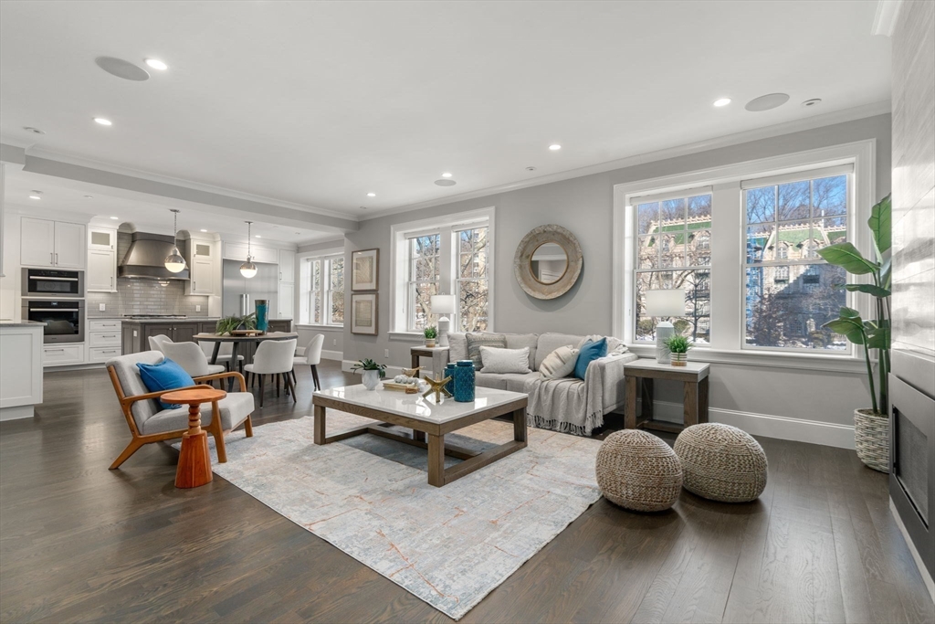 1517 Beacon Street, Unit 4 Brookline, MA 02446 - Photo 3 of 28