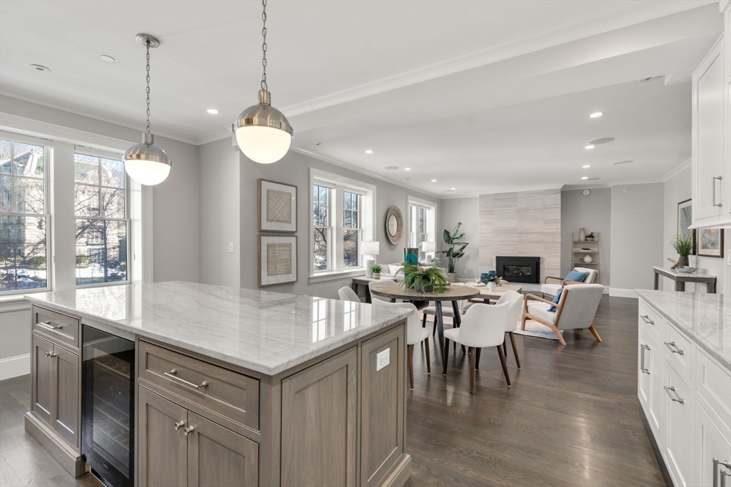 1517 Beacon Street, Unit 4 Brookline, MA 02446 - Photo 8 of 28