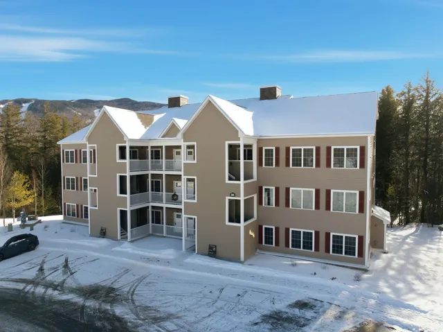$595,000 | 20 Twin Tip Terrace, Unit 5, Lincoln, NH 03251