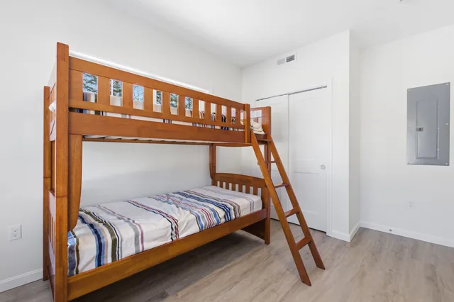 $595,000 | 20 Twin Tip Terrace, Unit 5, Lincoln, NH 03251