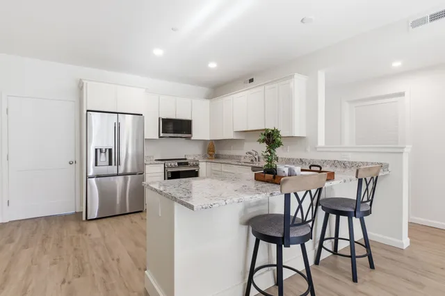 $595,000 | 20 Twin Tip Terrace, Unit 5, Lincoln, NH 03251