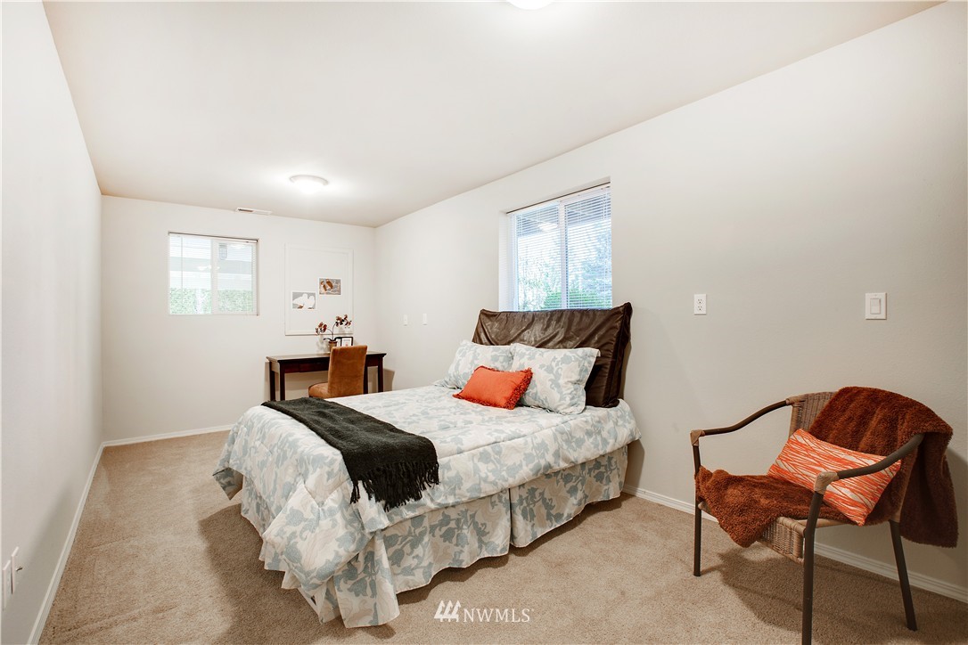 22410 3rd Avenue Southeast Bothell, WA 98021 - Photo 18 of 23